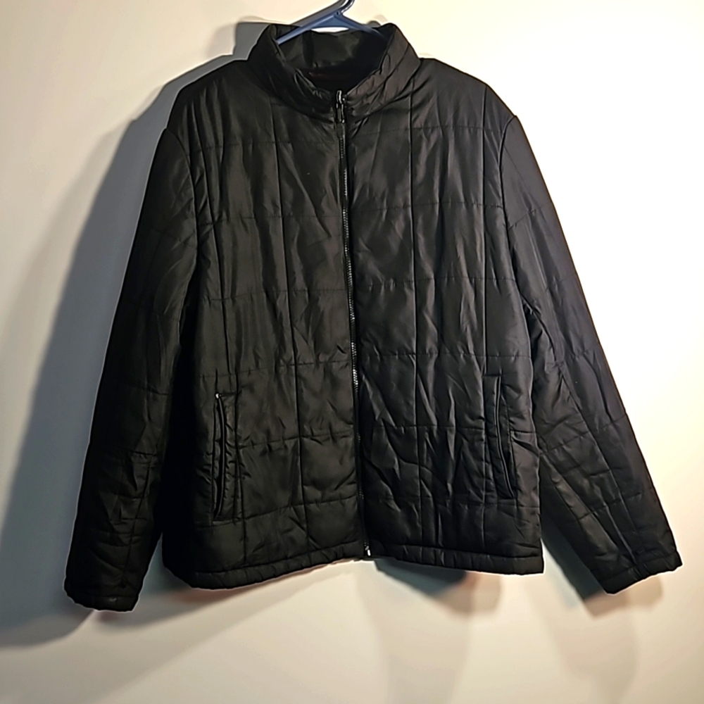Calvin Klein lightweight puffer jacket. Size lg